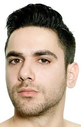 Фотография актёра – Кадир Догулу (Kadir Doğulu)