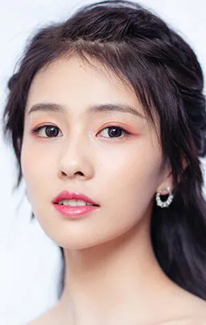 Фотография актёра – Бай Лу (Bai Lu)