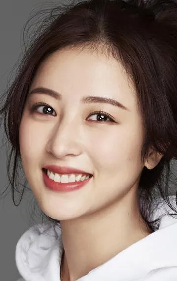 Фотография актёра – Чжоу Юйтун (Zhou Yutong)