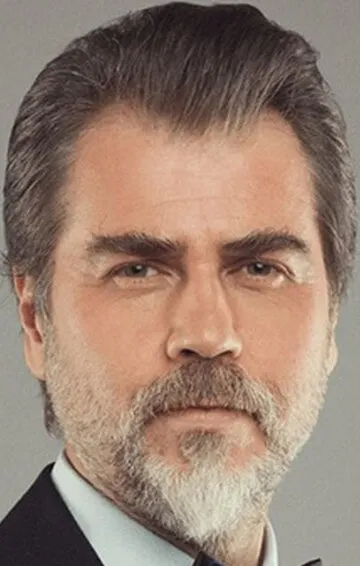 Фотография актёра – Серхат Тутумлуер (Serhat Tutumluer)