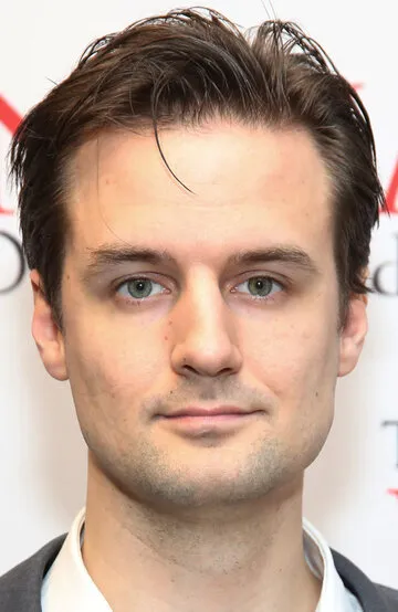 Фотография актёра – Генри Шилдс (Henry Shields)