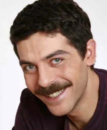 Фотография актёра – Синан Тузджу (Sinan Tuzcu)