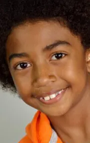 Фотография актёра – Майлз Браун (Miles Brown)