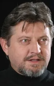 Фотография актёра – Ади Карауляну (Adi Carauleanu)