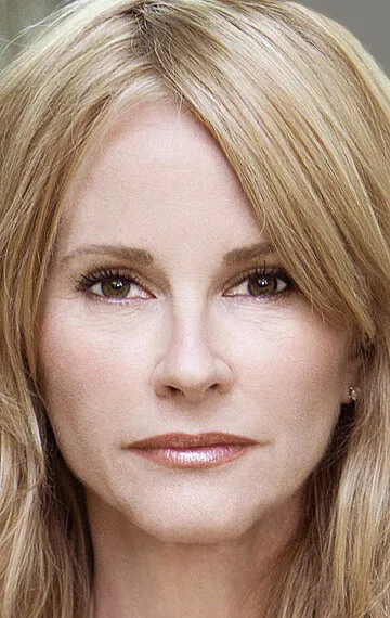 Фотография актёра – Ребекка Стааб (Rebecca Staab)