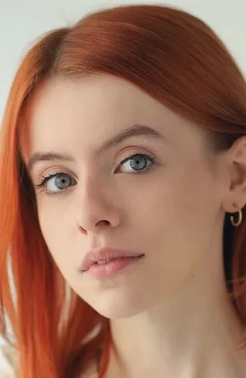 Фотография актёра – Рози Дэй (Rosie Day)