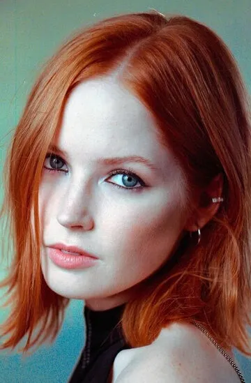 Фотография актёра – Элли Бамбер (Ellie Bamber)