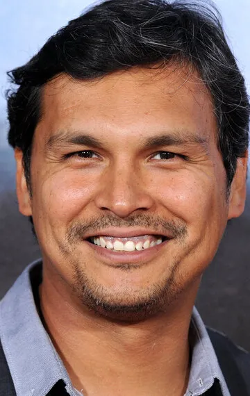 Фотография актёра – Адам Бич (Adam Beach)