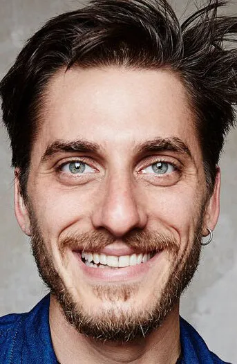 Фотография актёра – Лука Маринелли (Luca Marinelli)