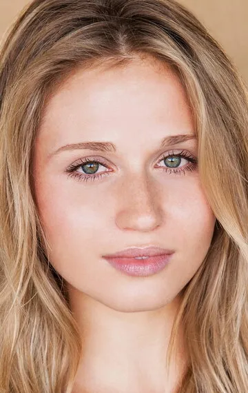 Фотография актёра – Рита Волк (Rita Volk)