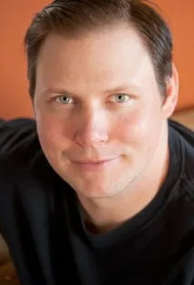 Фотография актёра – Томас Хеннесси (Thomas Hennessy)