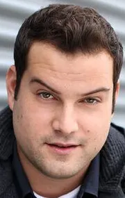Фотография актёра – Макс Адлер (Max Adler)