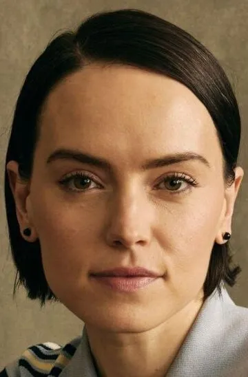Фотография актёра – Дейзи Ридли (Daisy Ridley)