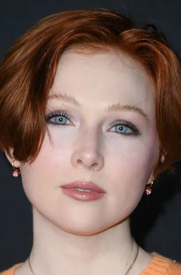 Фотография актёра – Молли К. Куинн (Molly C. Quinn)