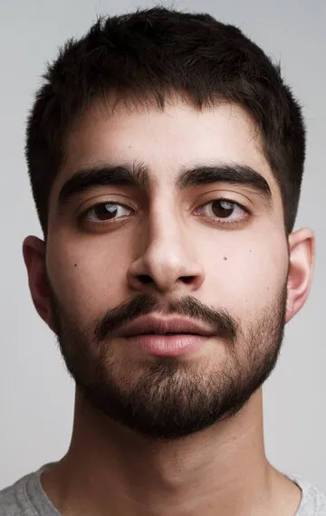 Фотография актёра – Вивеик Калра (Viveik Kalra)