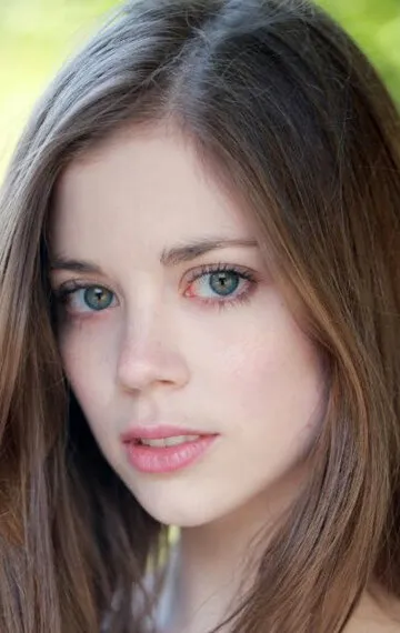 Фотография актёра – Шарлотта Хоуп (Charlotte Hope)