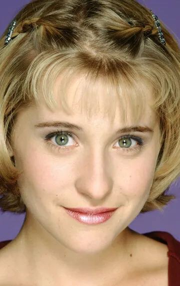 Фотография актёра – Эллисон Мэк (Allison Mack)