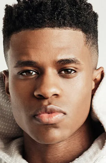 Фотография актёра – Джереми Поуп (Jeremy Pope)