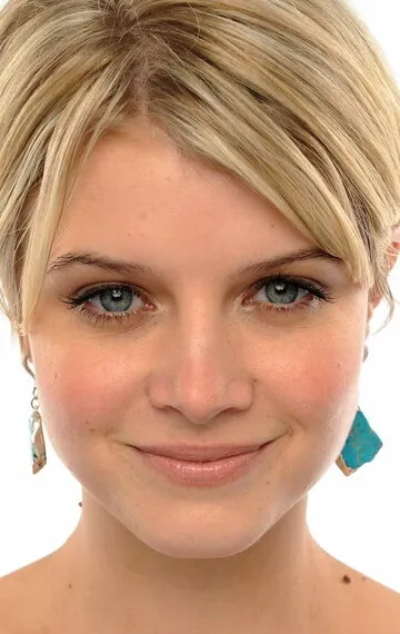 Фотография актёра – Сара Джонс (Sarah Jones)