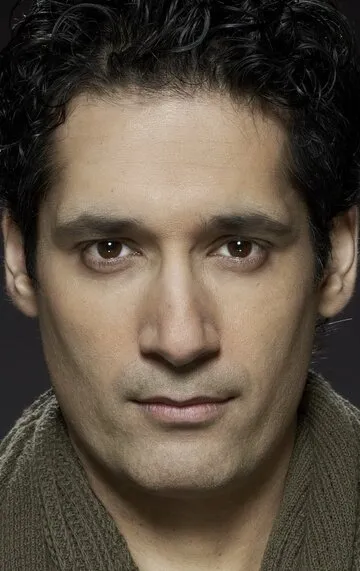 Фотография актёра – Стивен Лобо (Stephen Lobo)