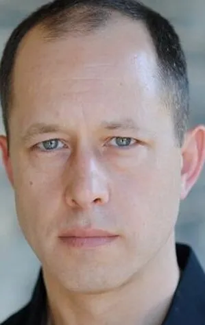 Фотография актёра – Дэниэл Беттс (Daniel Betts)