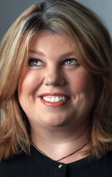 Фотография актёра – Урзила Карлсон (Urzila Carlson)