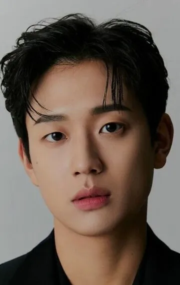 Фотография актёра – Щин Хён-сын (Shin Hyeon-seung)