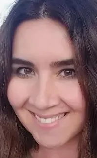 Фотография актёра – Умму Путгул (Ümmü Putgül)