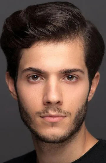 Фотография актёра – Эфекан Джан (Efekan Can)