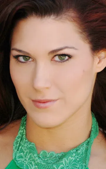 Фотография актёра – Эмми Роббин (Emmy Robbin)