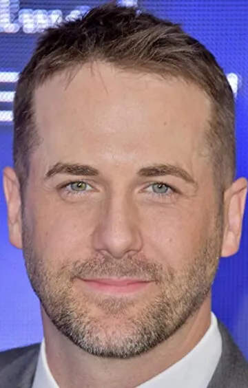 Фотография актёра – Найл Мэттер (Niall Matter)
