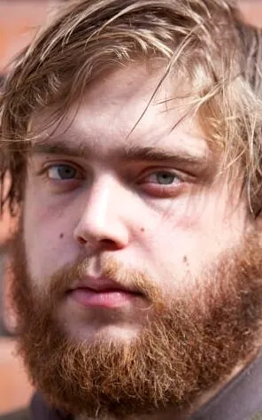 Фотография актёра – Симон Кёзер (Simon Käser)