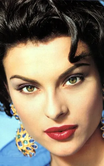 Фотография актёра – Мэгали Амадей (Magali Amadei)