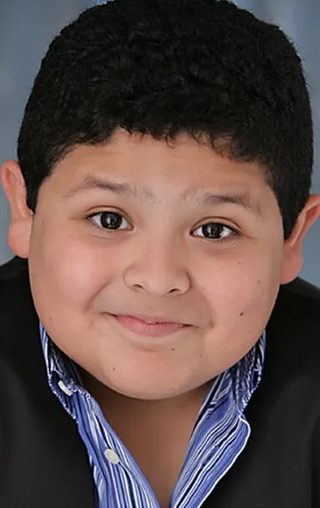 Фотография актёра – Рико Родригес (Rico Rodriguez)