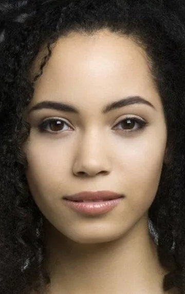 Фотография актёра – Мадлен Манток (Madeleine Mantock)