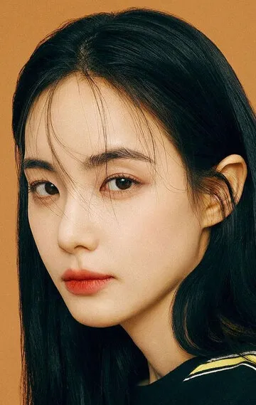 Фотография актёра – Хон Су-джу (Hong Soo-joo)