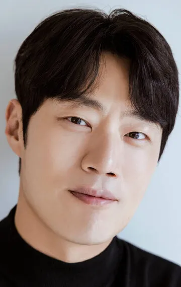 Фотография актёра – Ли Хи-джун (Lee Hee-joon)