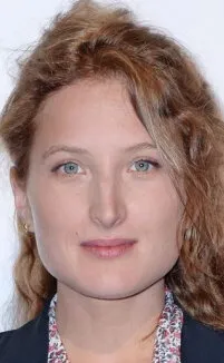 Фотография актёра – Джулия Пьятон (Julia Piaton)