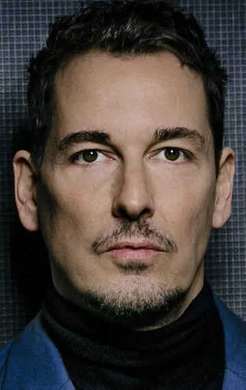 Фотография актёра – Феликс Крамер (Felix Kramer)