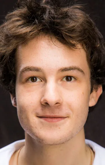 Фотография актёра – Максимилиан Эренрайх (Maximilian Ehrenreich)