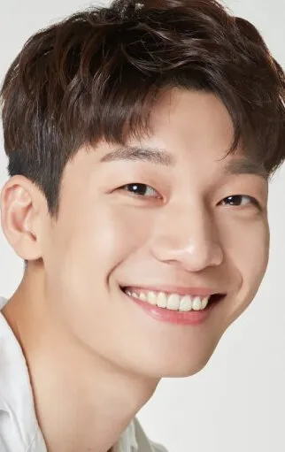 Фотография актёра – Ви Ха-джун (Wi Ha-joon)