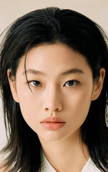 Фотография актёра – Чон Хо-ён (Jeong Ho-yeon )