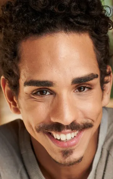 Фотография актёра – Рэй Сантьяго (Ray Santiago)