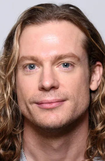 Фотография актёра – Сэм Рид (Sam Reid)