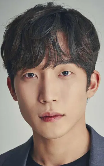 Фотография актёра – Ли Сан-и (Lee Sang-yi)