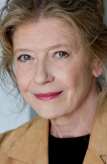 Фотография актёра – Лиза Кройцер (Lisa Kreuzer)