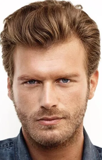 Фотография актёра – Кыванч Татлыту (Kıvanç Tatlıtuğ)