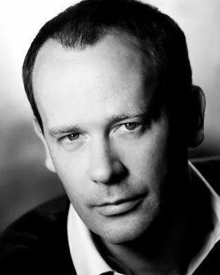 Фотография актёра – Саймон Ладдерс (Simon Ludders)