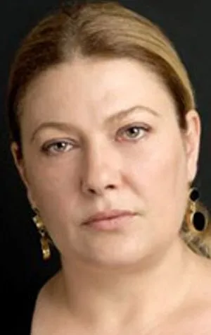 Фотография актёра – Зейнеп Эронат (Zeynep Eronat)