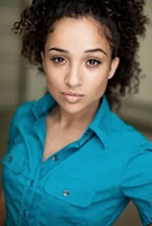 Фотография актёра – Трина ЛаФарг (Trina LaFargue)